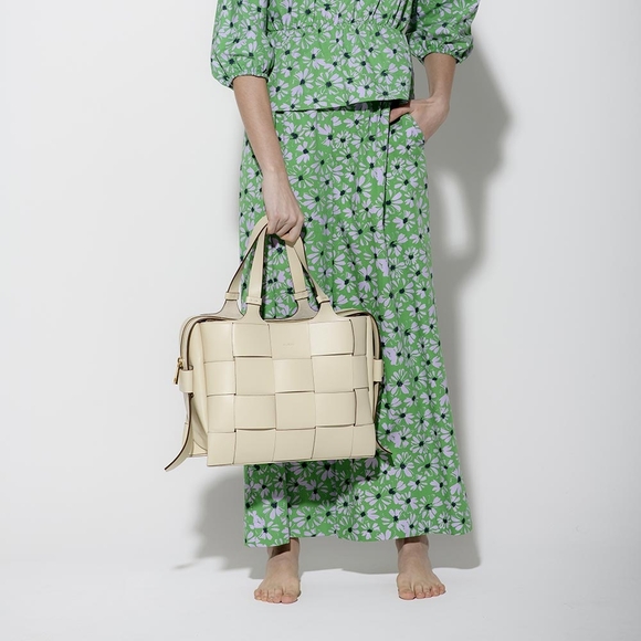 Lia Numa Handbags - Lia Numa Taupe Tote
